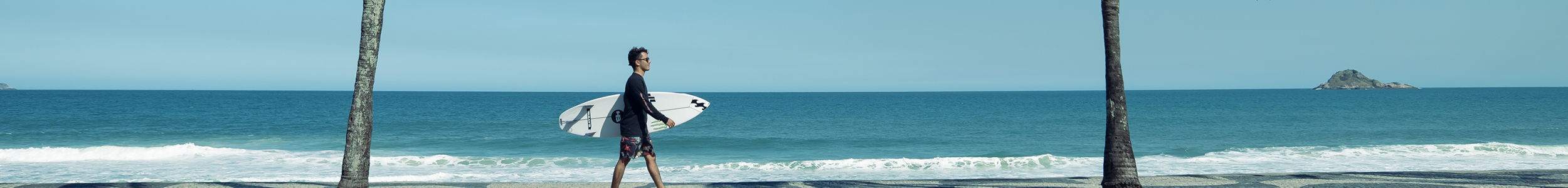Surfista na praia